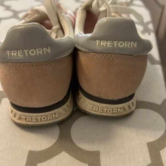 Women’s pink and white with gray trim tretorn retro sneakers worn once. - Picture 3 of 8